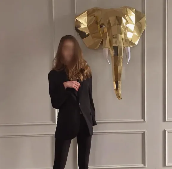 Chaima, 33