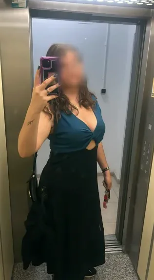 Demi, 35