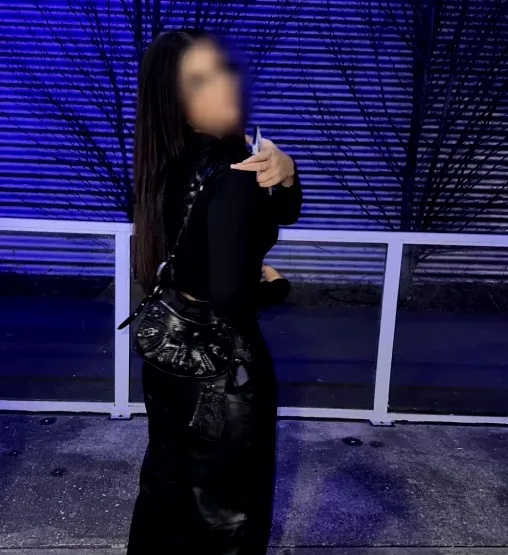 Fay, 19