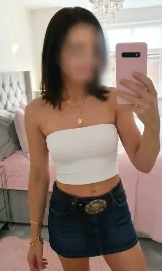 Judith, 24