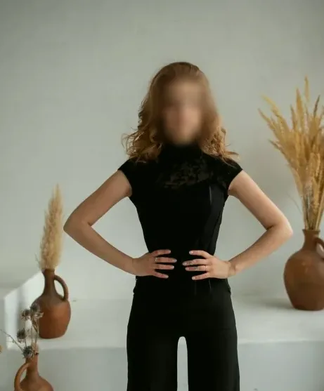 Karin, 34