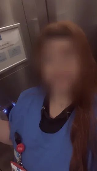 Lois, 22