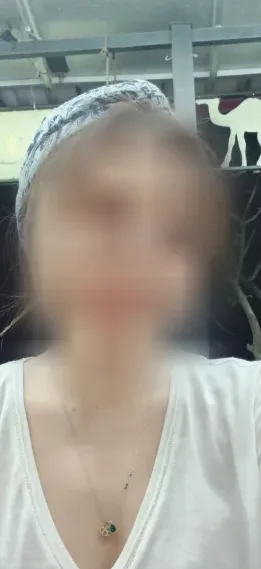 Nina, 36