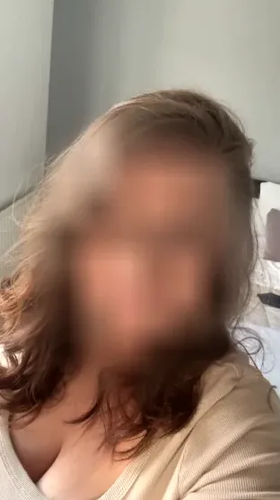 Norah, 36
