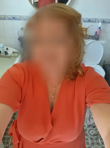 Sanne, 38