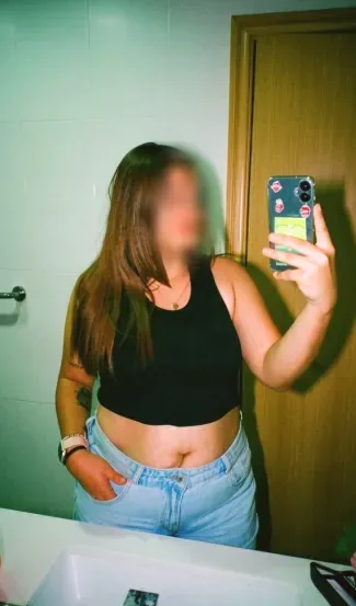 Wendy, 28